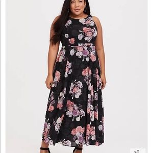 Torrid Black Floral Maxi Dress NWT